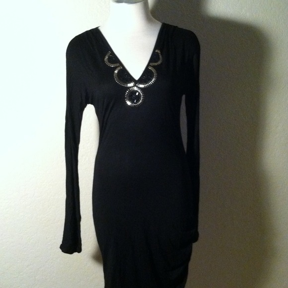 Dresses & Skirts - Black V-Neck Dress