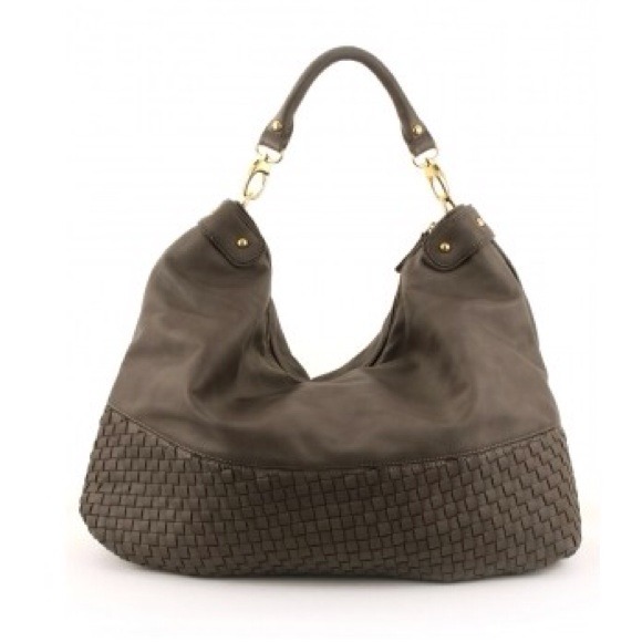 RESERVED FOR @Laurenv310 ❤STEVE MADDEN HOBO❤