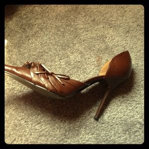 Cute brown leather with ruffle stilletto shoe