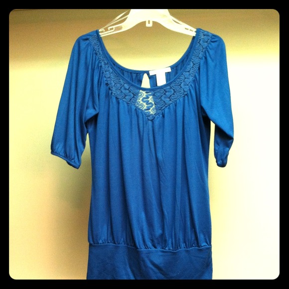 Charlotte Russe Tops - 3/4 length sleeve, open back top