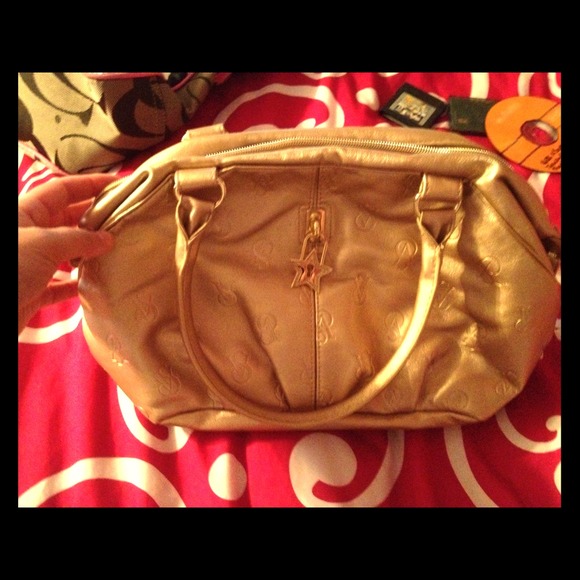 Purse - Picture 1 of 1