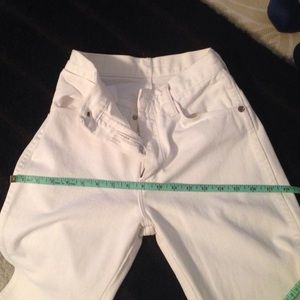 Wrangler Jeans - White Jeans, Cowboy's tight Wrangler Jeans - White Jeans, Cowboy's tight