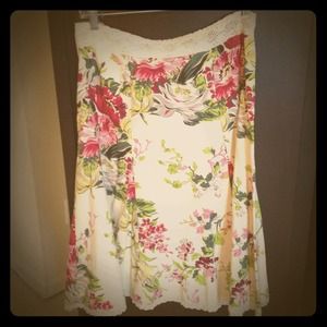 CAbi Floral Skirt!