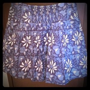 Banana Republic Pleated floral mini skirt!