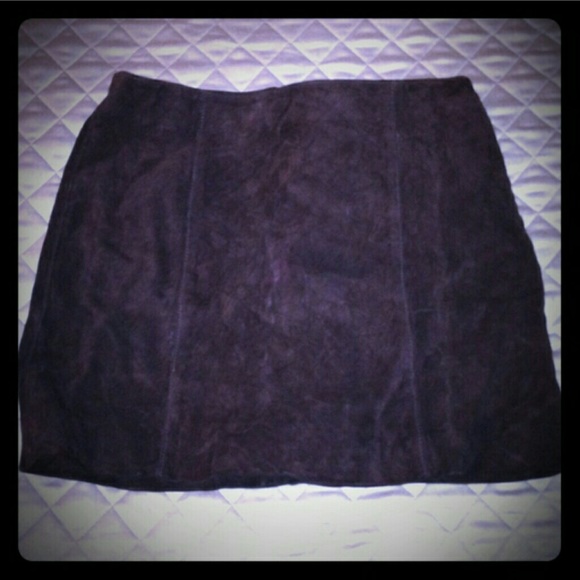 SUEDE SKIRT - Picture 2 of 4