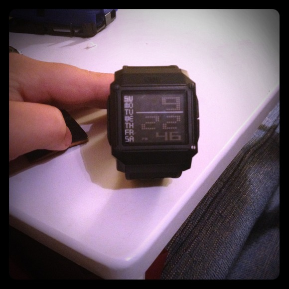 Krew Halo all back watch