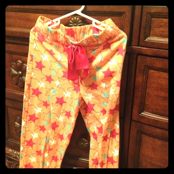 Star printed pajama bottoms