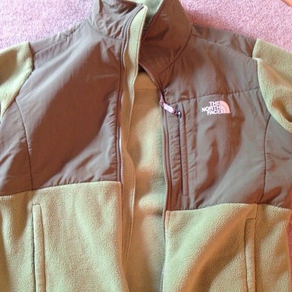 North face Denali jacket sage green XL