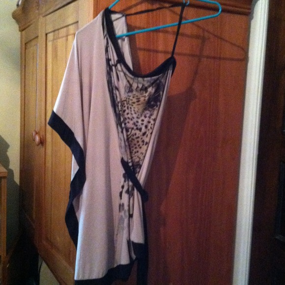 Sold - Picture 3 of 3