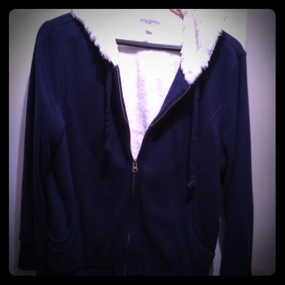 Old navy sweater