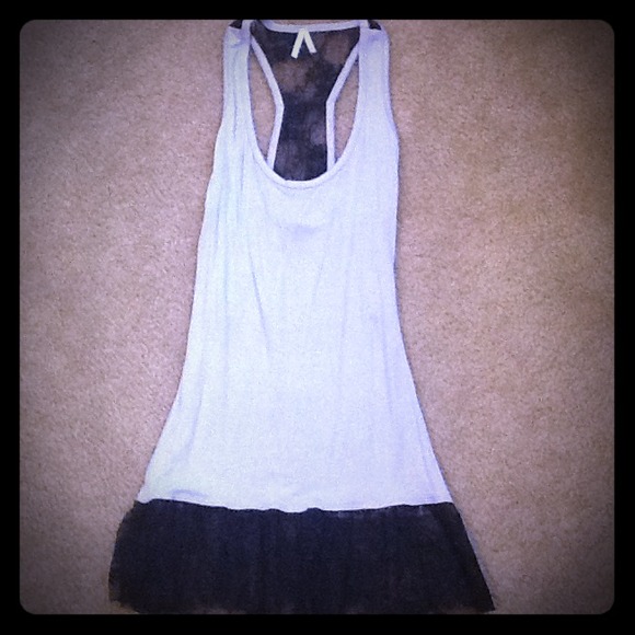 🎈🎈SOLD NWOT Lace racer back tank
