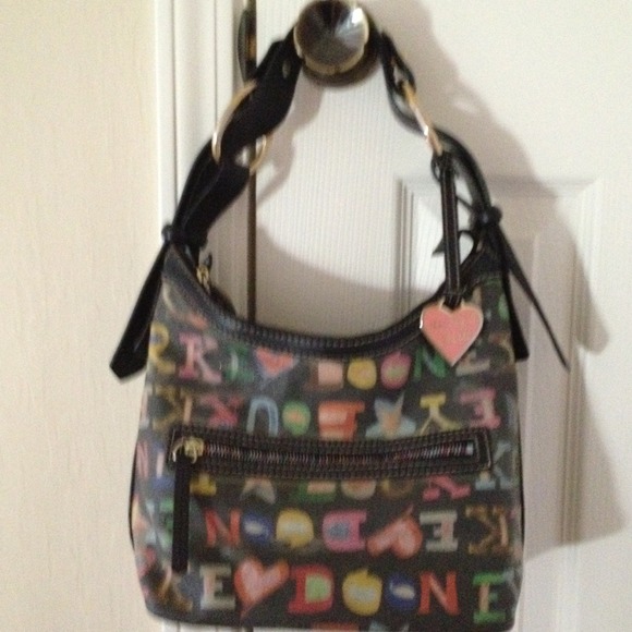 ✋reserved ✋Dooney & Bourke.