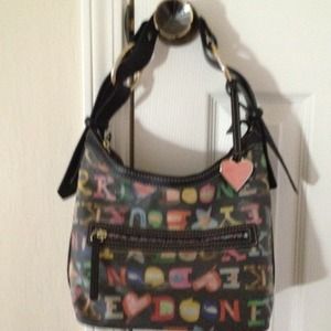 ✋reserved ✋Dooney & Bourke.