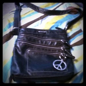 Black leather shoulder purse