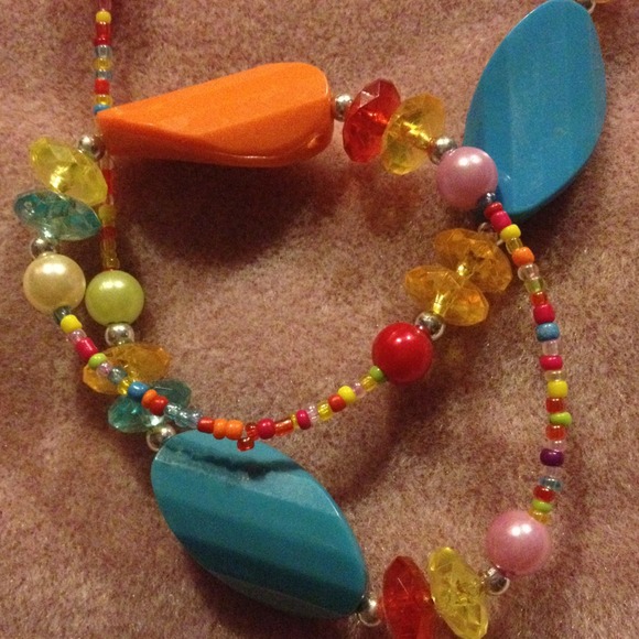 GIFTED 🌈 Rainbow Beaded Necklace - Picture 2 of 2