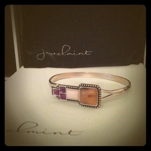 SOLD! @lovelyg87 Santa Fe Set