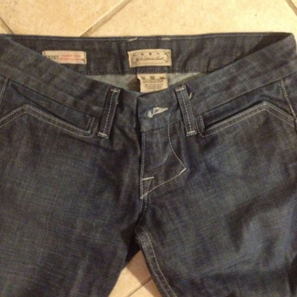 William Rast jeans - Picture 2 of 4