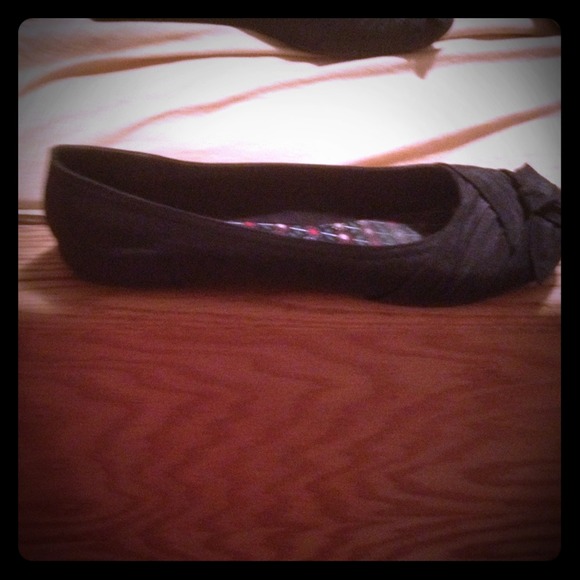 Black flats