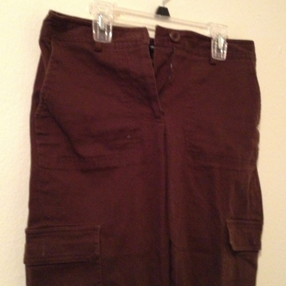 Cute Brown Capris [3 for 10] - Picture 2 of 4
