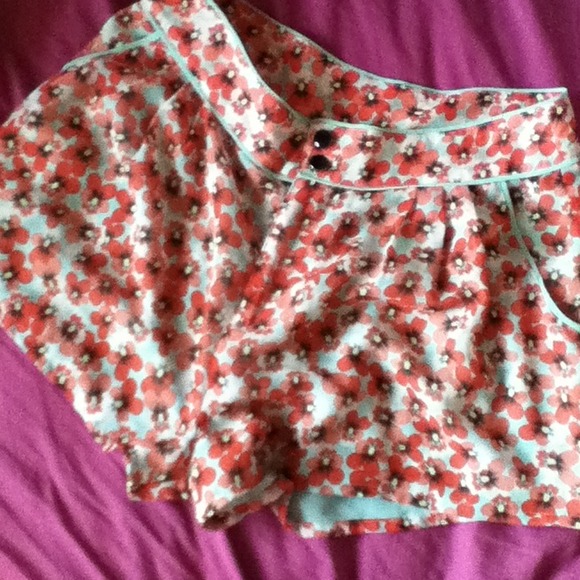 High Waisted Floral Shorts