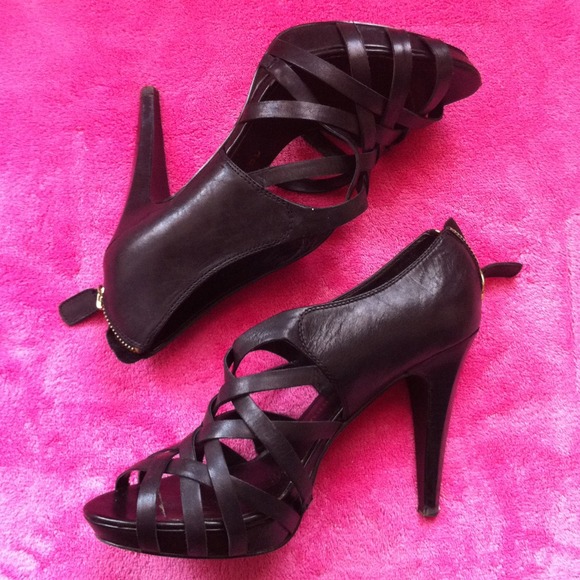 🔴Sold🔴Chinese Laundry Booties
