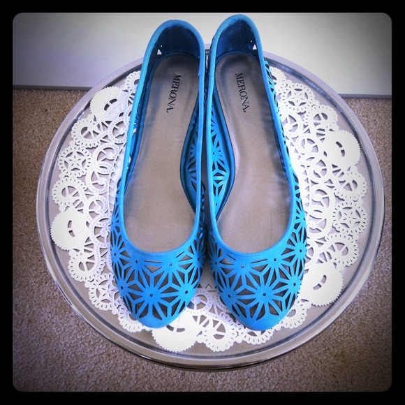 ✴SOLD✴Sky Blue Flats ☁
