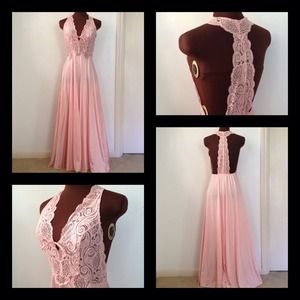 Vintage 1960's unique long flowy nightgown Sz M/L