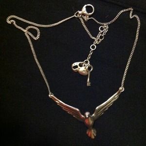 Fossil necklace. New never worn.