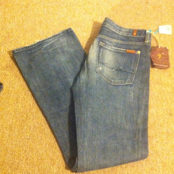 Size 29 seven for all mankind
