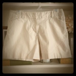 Ann Taylor khaki shorts