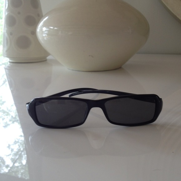 Sold ....Gucci sunglasses