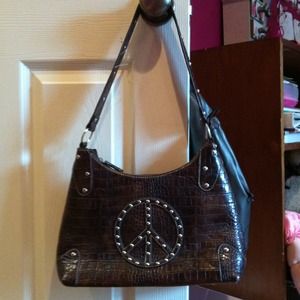 Brown alligator skinned purse