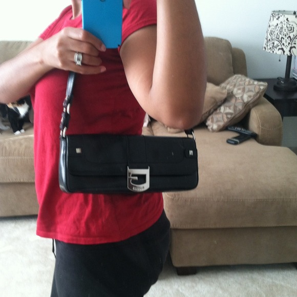 Reserved Bundle: Guess purse & fossil watch