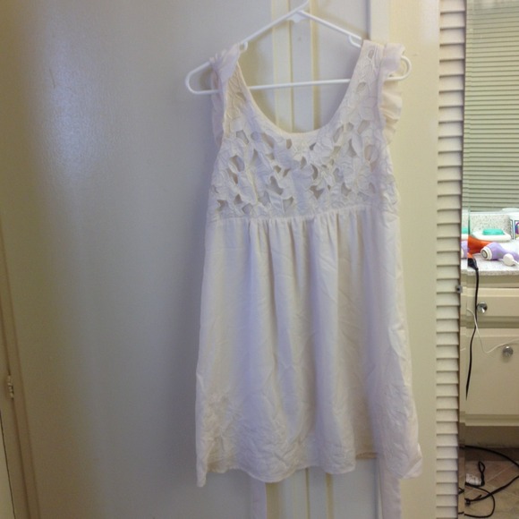 Ivory dress - Picture 2 of 3
