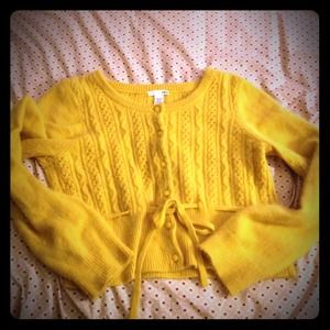 Bright Yellow Sweater ☀ Size M