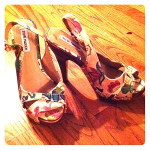 Steve Madden chunky heel sandals