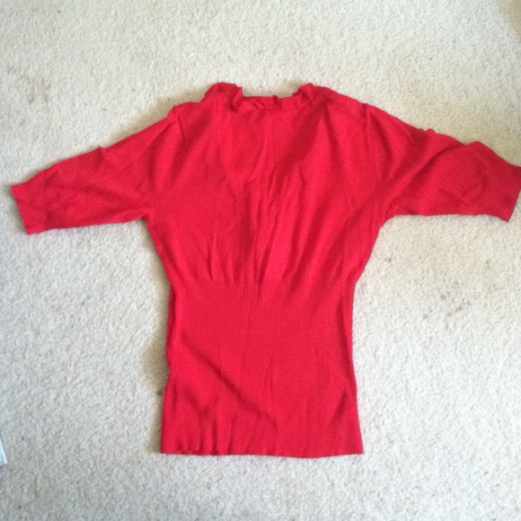 Romantic Ruffle Sweater - BRAND NEW - Picture 2 of 2