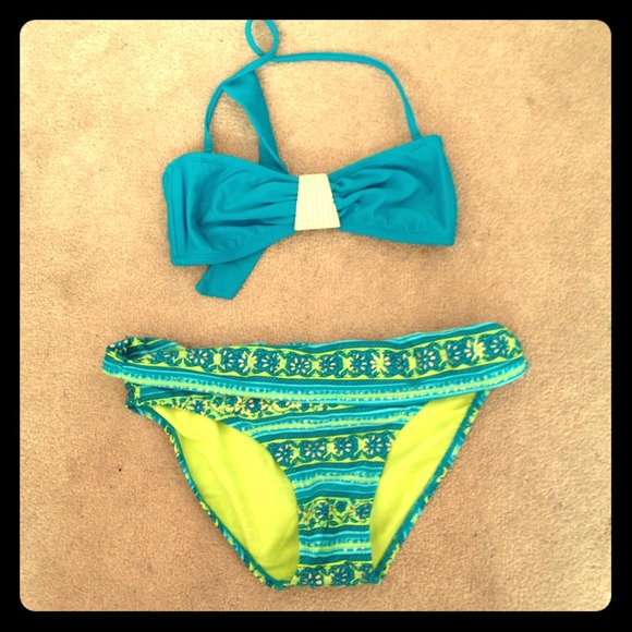 ❌SOLD❌Bandeau bikini set