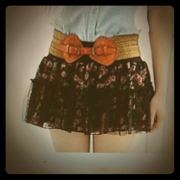 Dresses & Skirts - Skirt