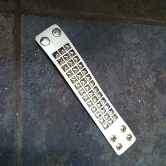 Rocker Studded bracelet-reduced
