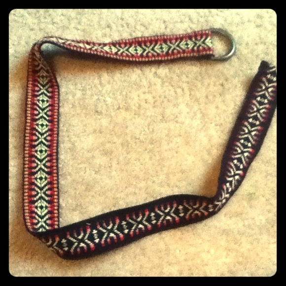 100% POLYESTER BELT