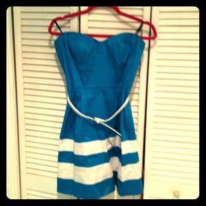 Bebe catalog dress! Size small blue and white!