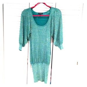Bebe dress size small, green with gold shimmer!