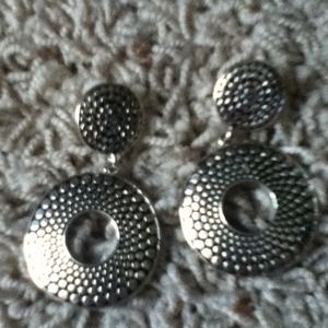 Stylish clip on earrings