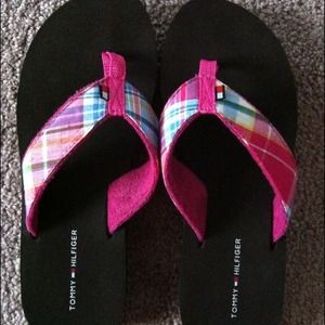 Tommy Hilfiger Plaid Flip Flops