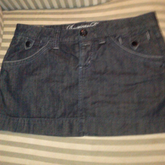 Denim skirt only worn once