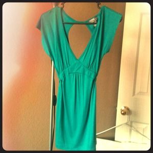 New with tags turquoise top super cute