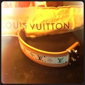 Louis Vuitton bracelet,Paris