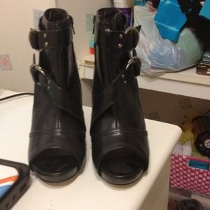 RESERVED!!!! Steve madden booties!