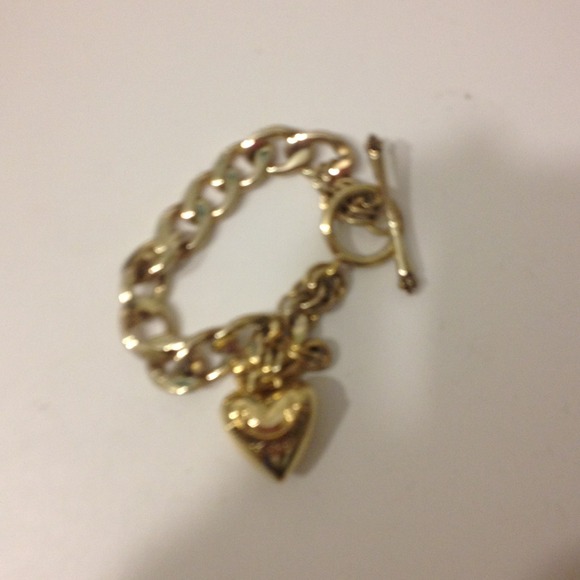 Juicy couture charm-Reserved for @juicyrllandaf13